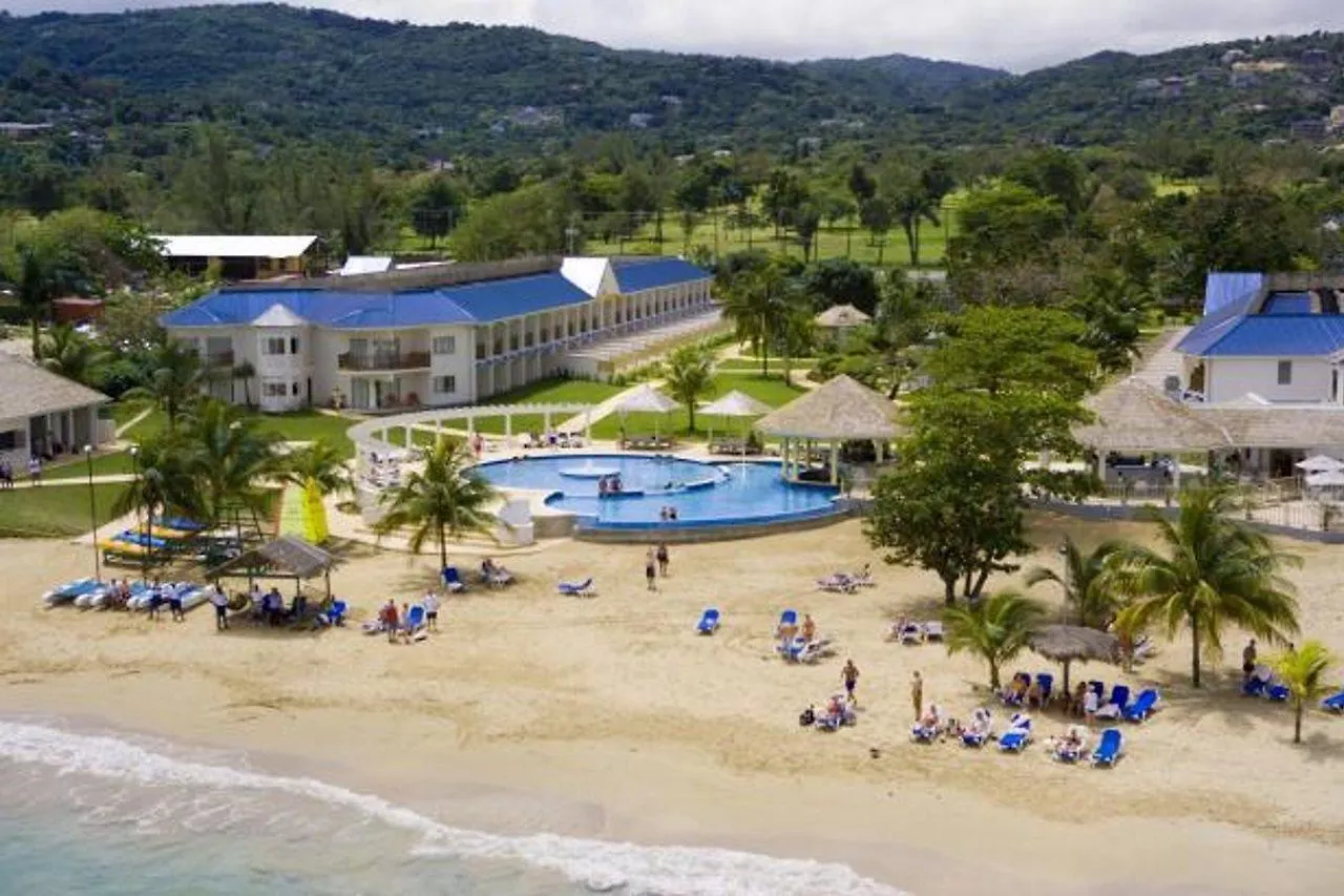 Jewel Runaway Bay Beach And Golf Resort